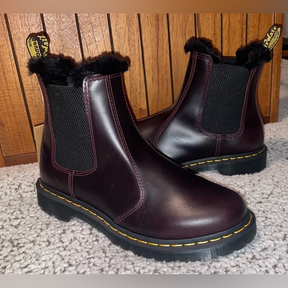 Dr. Martens Shoes - NWT DR MARTENS 2976 LEONORE BURGUNDY SIZE 9